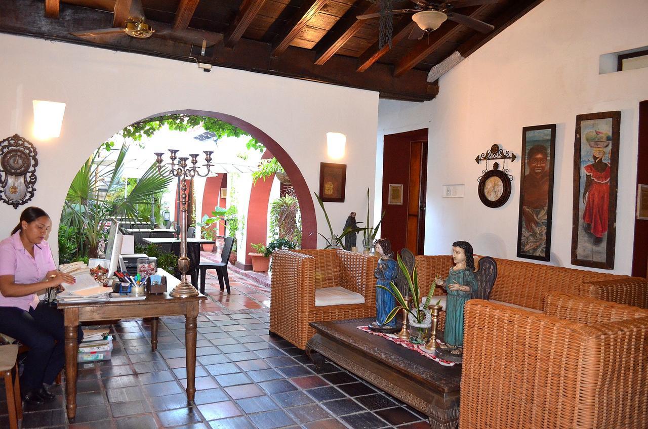 Hotel Puertas De Cartagena Exteriör bild
